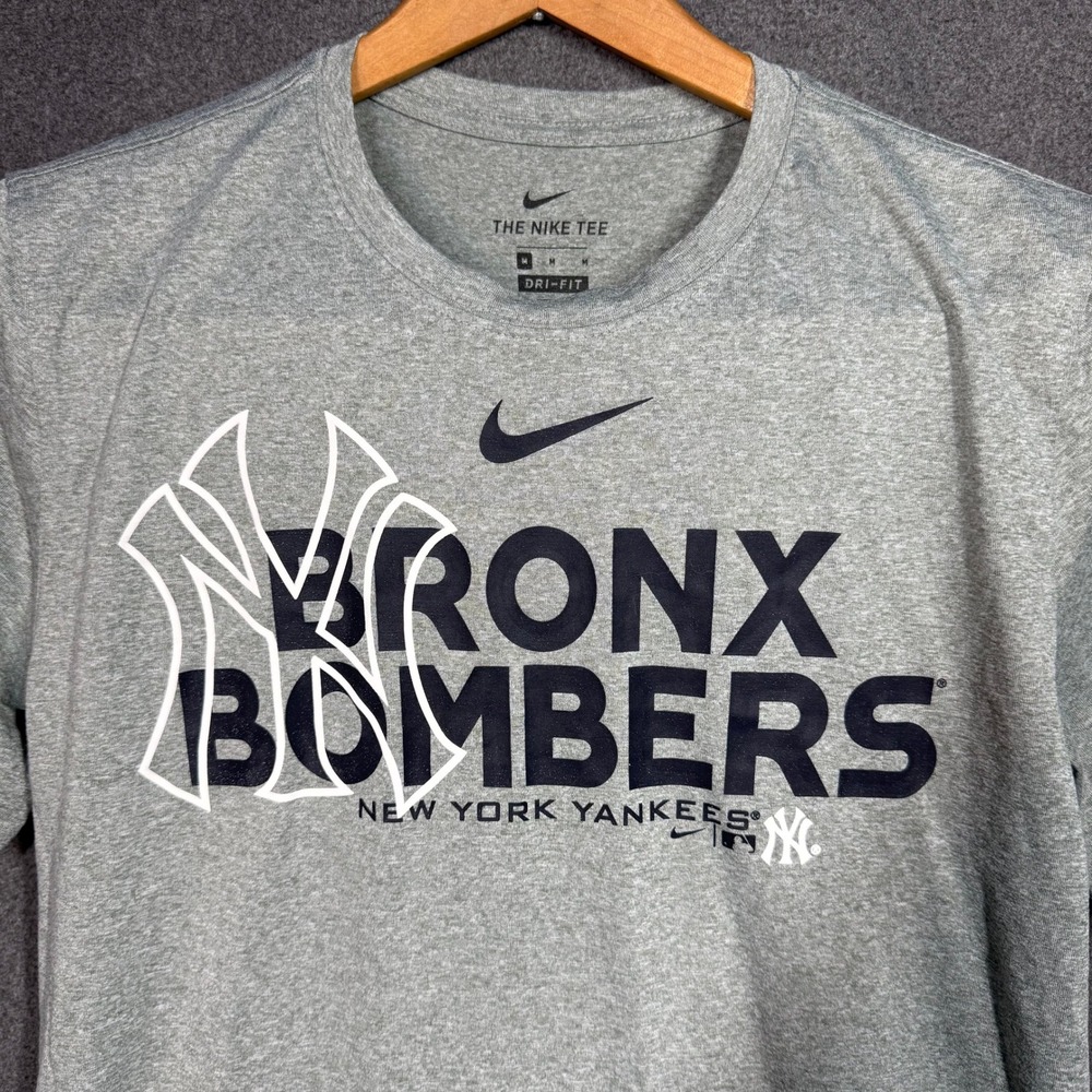 Nike New York Yankees Bronx Bombers Gray Dri-FIT T-Shirt N922-06G Womens Medium